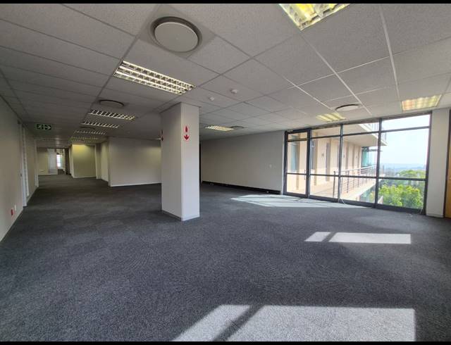 898M² OFFICE TO LET IN SANDTON CENTRAL